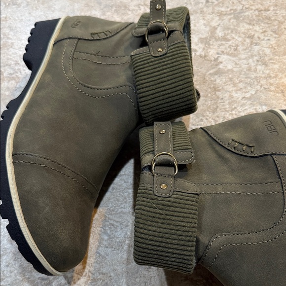 JBU Women's Dark Green Ankle Boots - Picture 5 of 9